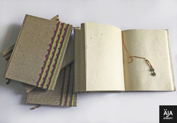 Aja-Dynasty-Lace-Notebook-2